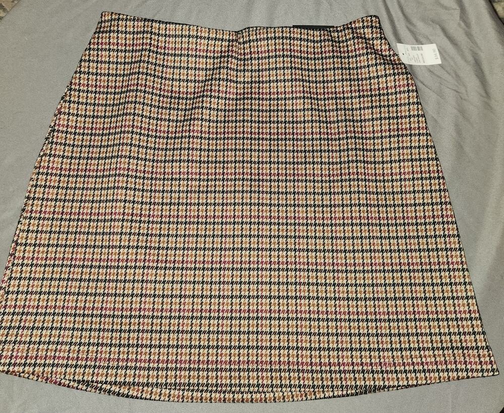 Maurices Women’s Plaid High Rise Houndstooth Tan New Mini Skirt Preppy 90's Core
